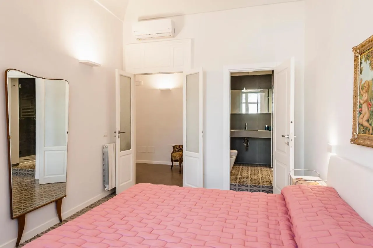 Apartment 2 Soru Ortigia Holiday Home - Attico Con Terrazza Syracuse