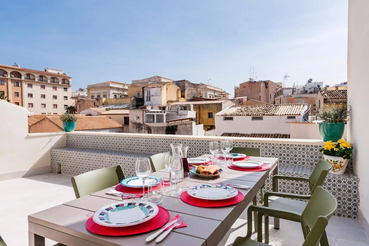 Apartment 2 Soru Ortigia Holiday Home - Attico Con Terrazza Syracuse Italy