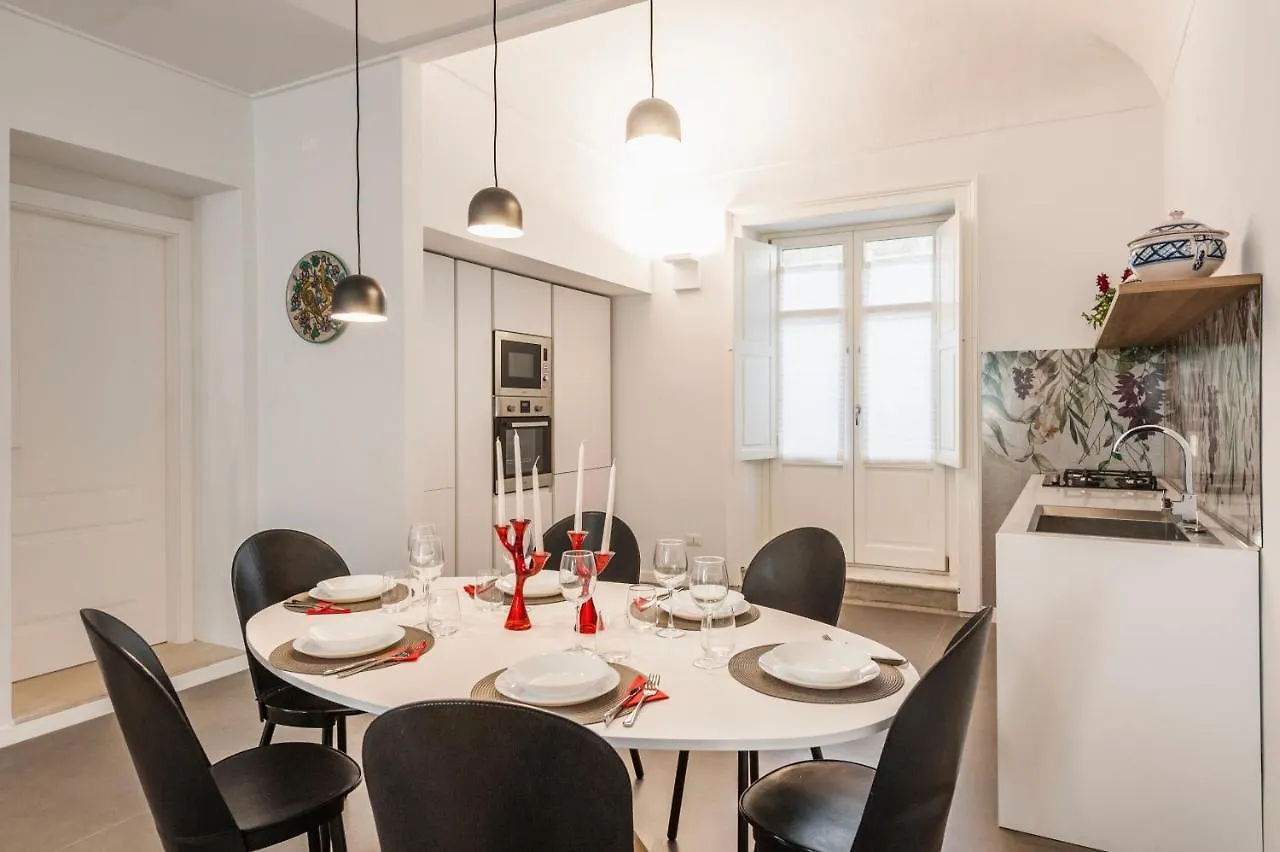 Apartment 2 Soru Ortigia Holiday Home - Attico Con Terrazza Syracuse